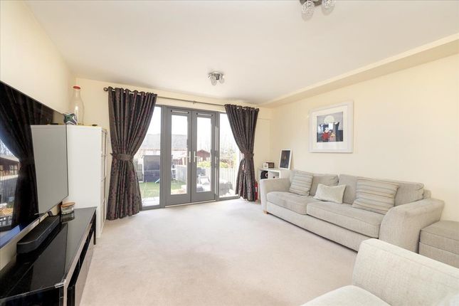 16 Easter Langside Gardens, Dalkeith photo 2