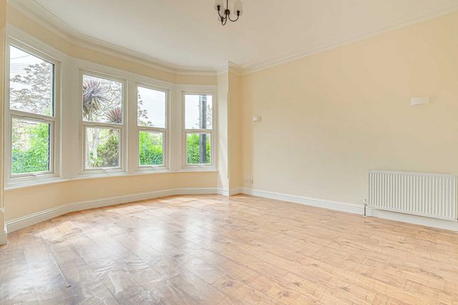 13, Britannia Road, Westcliff-on-sea photo 4