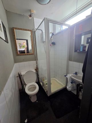 44, Tudor Court, Tipton photo 5