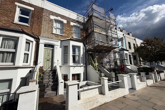 1-bed flat on 38b, St. Elmo Road, SHEPHERDS BUSH, £159,000