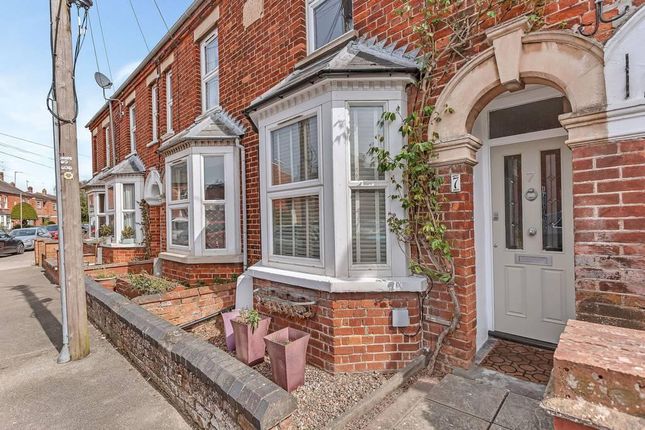3-bed house on 7, Cowper Street, Olney, £1,695/mo