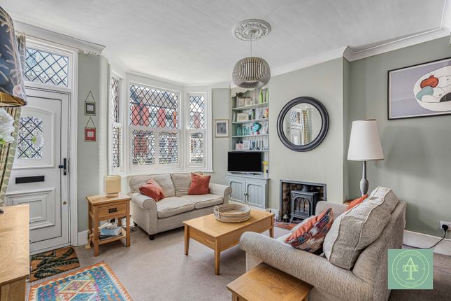 10 Cedars Road, London photo 4