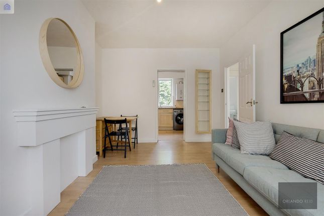 Flat for sale in Gowrie Road, London