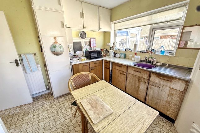 11, Kirkland Close, Rustington photo 3