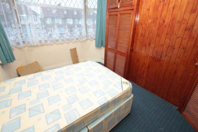 621, Greenford Road, Greenford photo 3