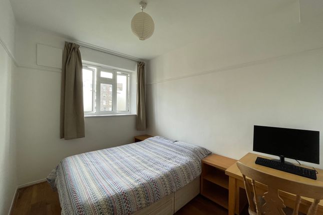 Room to rent in Stutfield Street, London