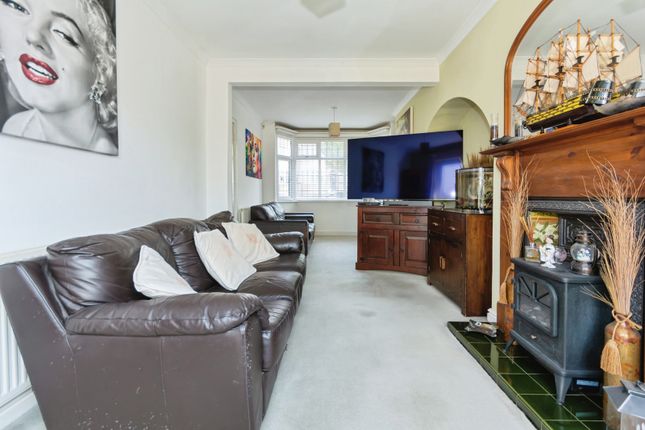 62, Glenwood Road, West Midlands photo 3
