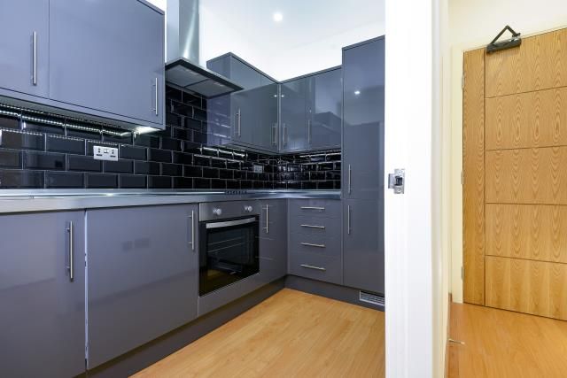 Flat 4 Kian Court, Southfield Road, Witney photo 5
