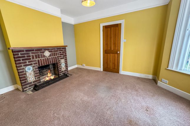 1 Solent View Road, Cowes photo 2
