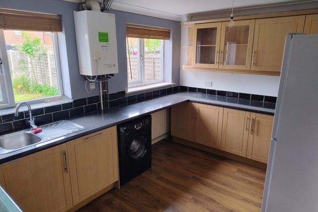 23, Hambrook Close, Wolverhampton photo 3