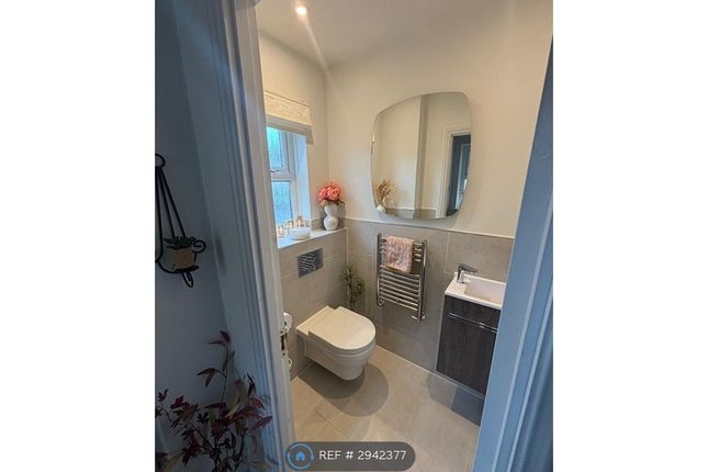 Sullivan Way, Langdon Hills, Basildon photo 5
