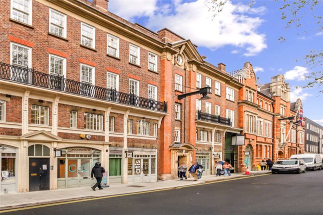 Flat to rent in Chester House, 17 Eccleston Place, London