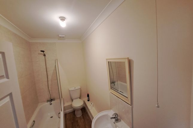 Flat 5, Sudeley House, Spalding photo 5