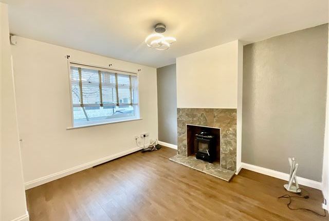 7, Harwich Road, Sheffield photo 3