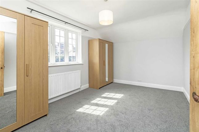 72, Roan Street, London photo 4