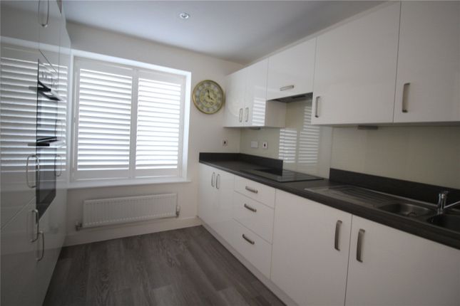 99, Castle Hill Drive, Swanscombe photo 2