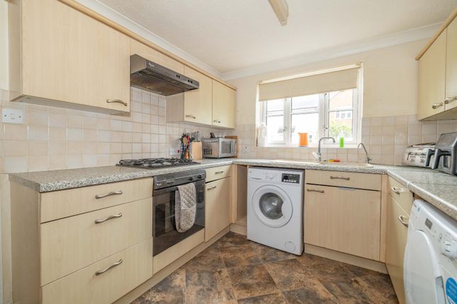 21, Laurel Way, Chartham Downs photo 3