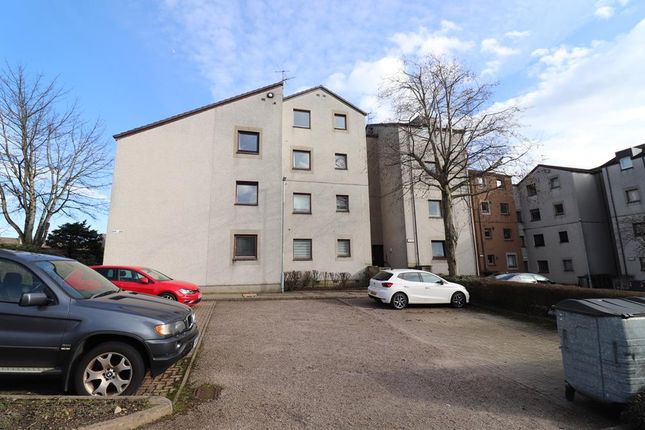 Thumbnail Flat to rent in Headland Court, Aberdeen