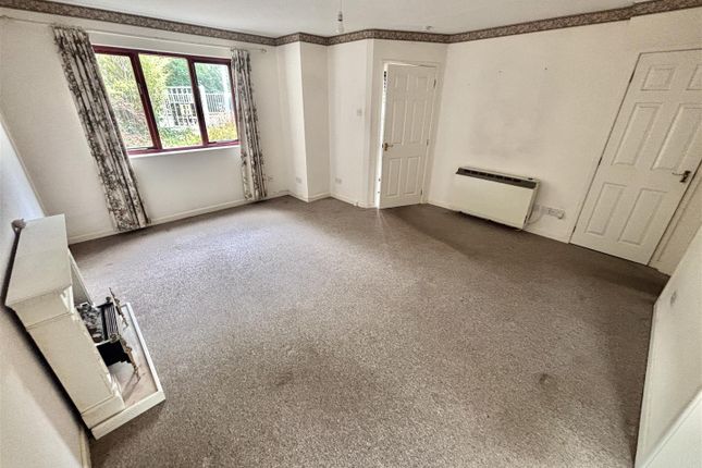 19, Watersedge Close, St. Austell photo 3