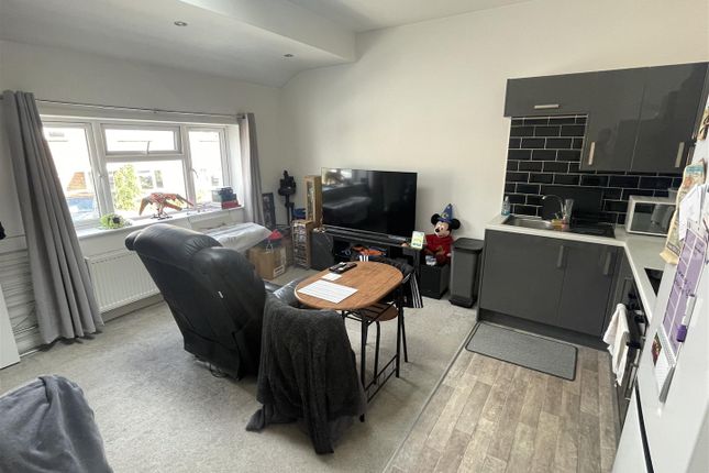 3b, Beaufort Road, Bristol photo 2