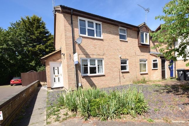Thumbnail Terraced house to rent in Gilpin Close, Houghton Regis, Dunstable