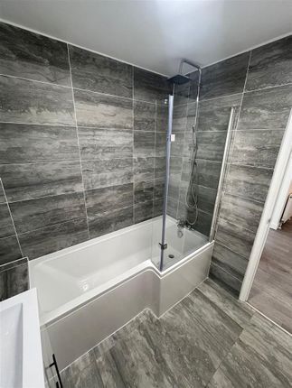 3, Lansdown Court, Hendon photo 5