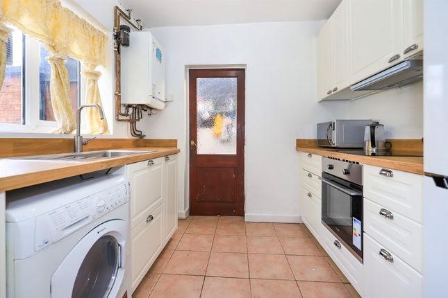 36, Bowmans Rise, Wolverhampton photo 4