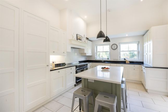 21, Moreton Avenue, Harpenden photo 3
