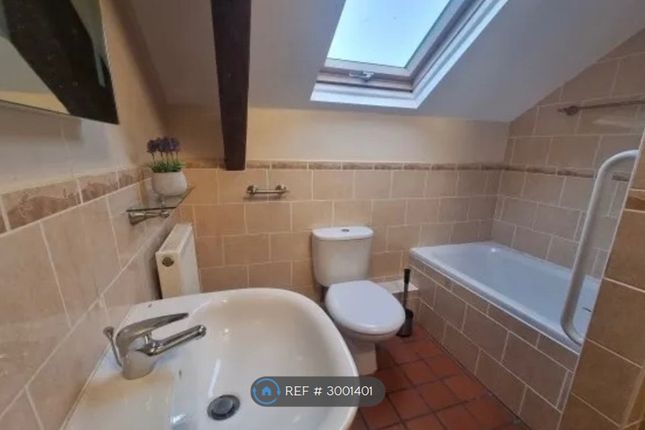 Flat, Capel Seion Heol Llansaint, Kidwelly photo 5