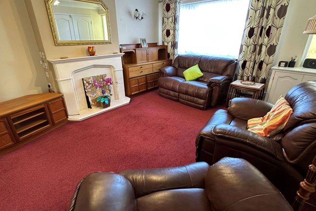 10, Barton Close, Plymouth photo 3