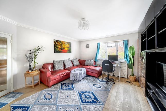 Maisonette for sale in Stanmore, Middlesex