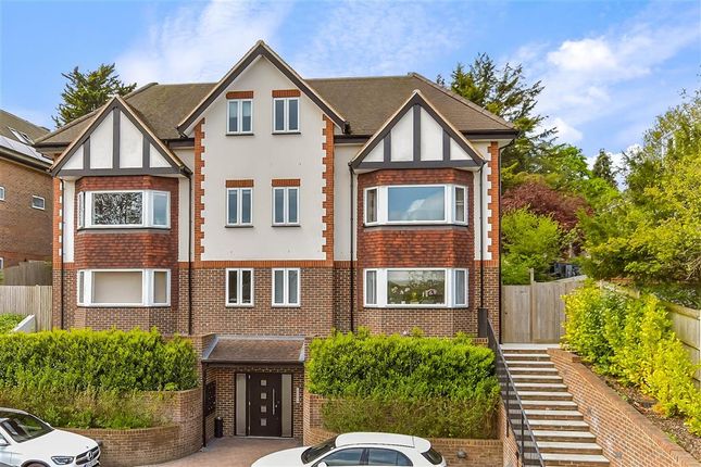 Thumbnail Flat for sale in Riddlesdown Road, Purley, Surrey