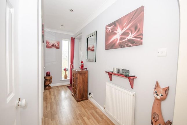 1, Aintree Drive, Bristol photo 4