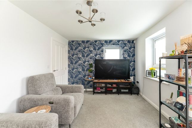 2, Perry Way, Leeds photo 3