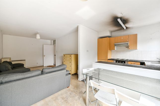 11 Belgravia Court, Bath Road, Reading photo 4