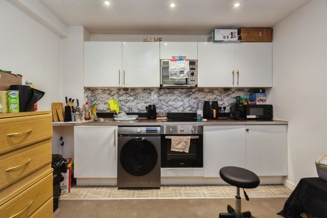 Flat 6, Rycote Place, 38, Cambridge Street, Aylesbury photo 2