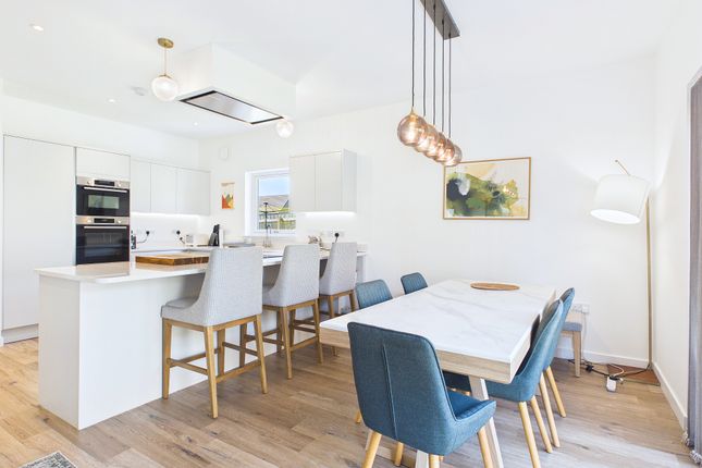 9, Anderson Grove, Kingussie photo 4