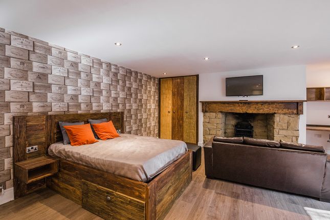Room to rent in 23 St Bedes Terrace, Sunderland