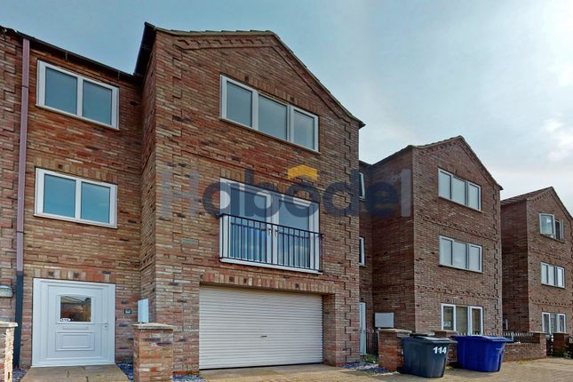 116 Church Street, Gainsborough photo 5