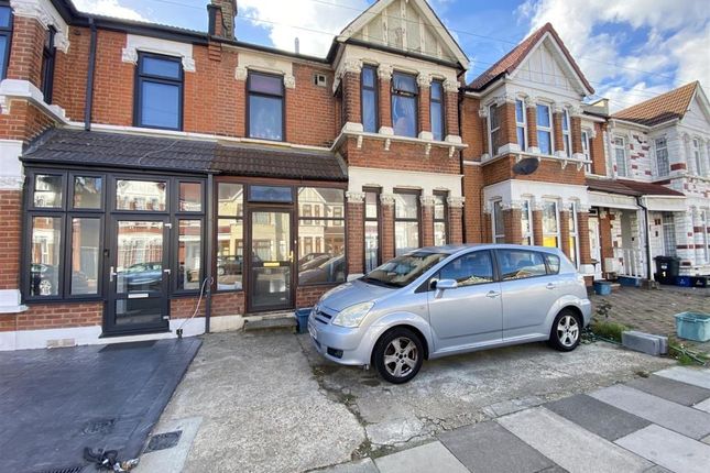 Thumbnail Terraced house for sale in Audley Gardens, Ilford