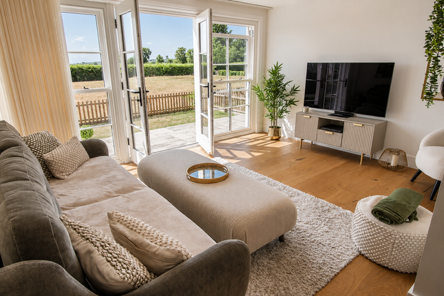 8 Salston Manor, Ottery St Mary photo 2