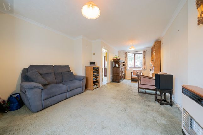 7 Stoneywell Road, Leicester photo 4