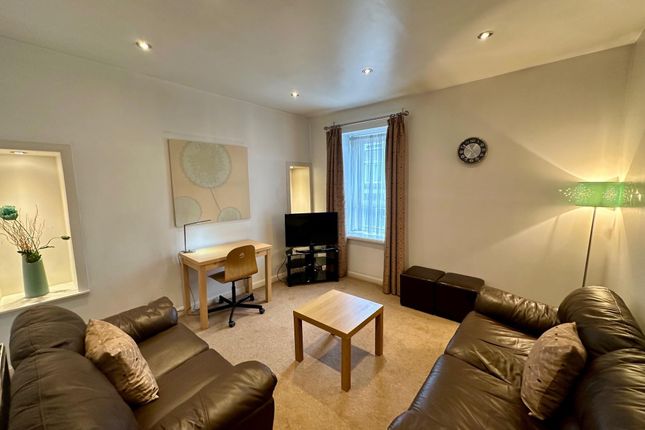 Thumbnail Flat to rent in Holburn Street, Aberdeen