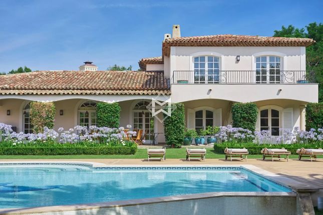 Villa for sale in Saint-Tropez, 83990, France