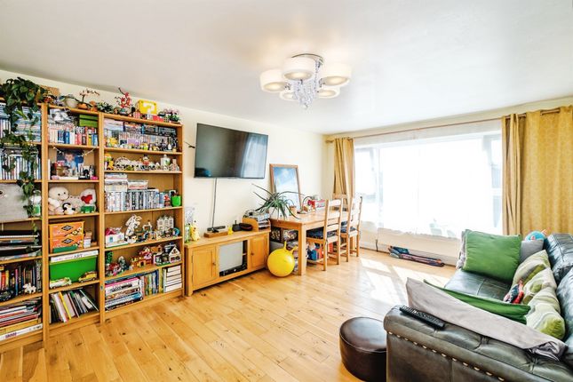 103, Timberleys, Littlehampton photo 3