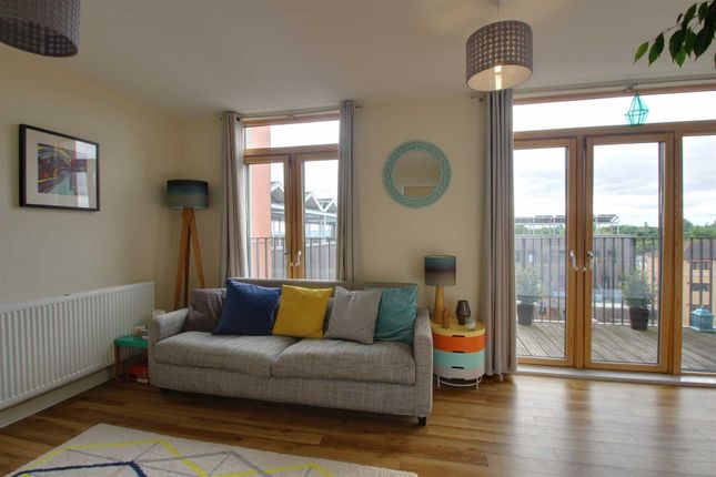 Flat for sale in Columbia Place, Campbell Park, Milton Keynes