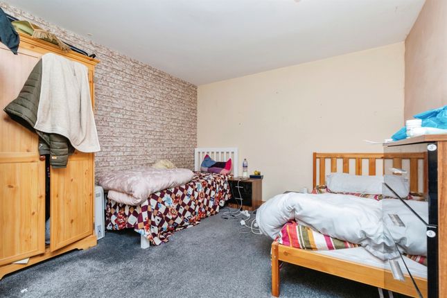 End terrace house for sale in Gorlangton Close, Whitchurch, Bristol