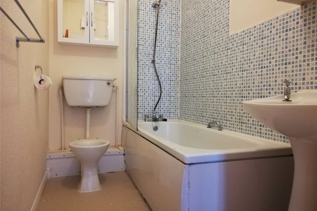 Flat 2, 18, Richmond Road, Somerset photo 4