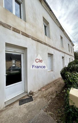 Apartment for sale in Hennebont, Bretagne, 56700, France