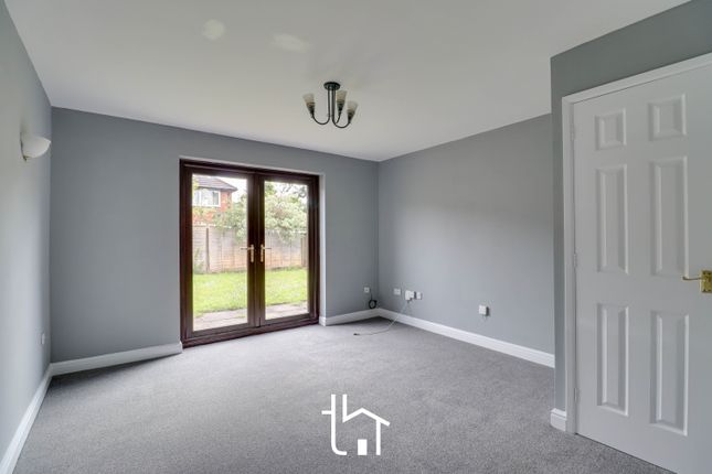 4, Marywell Close, Hinckley photo 2